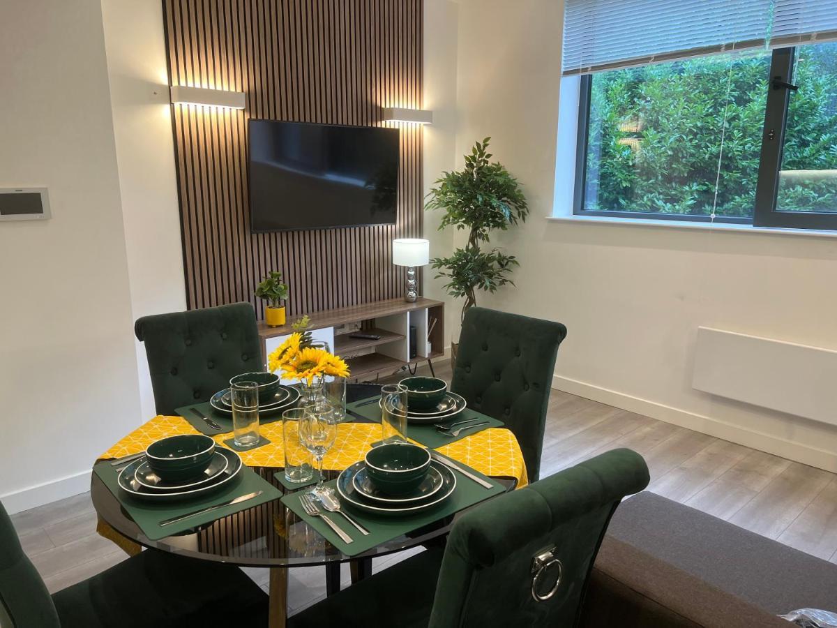 Esmae Homes Milton Keynes Luaran gambar